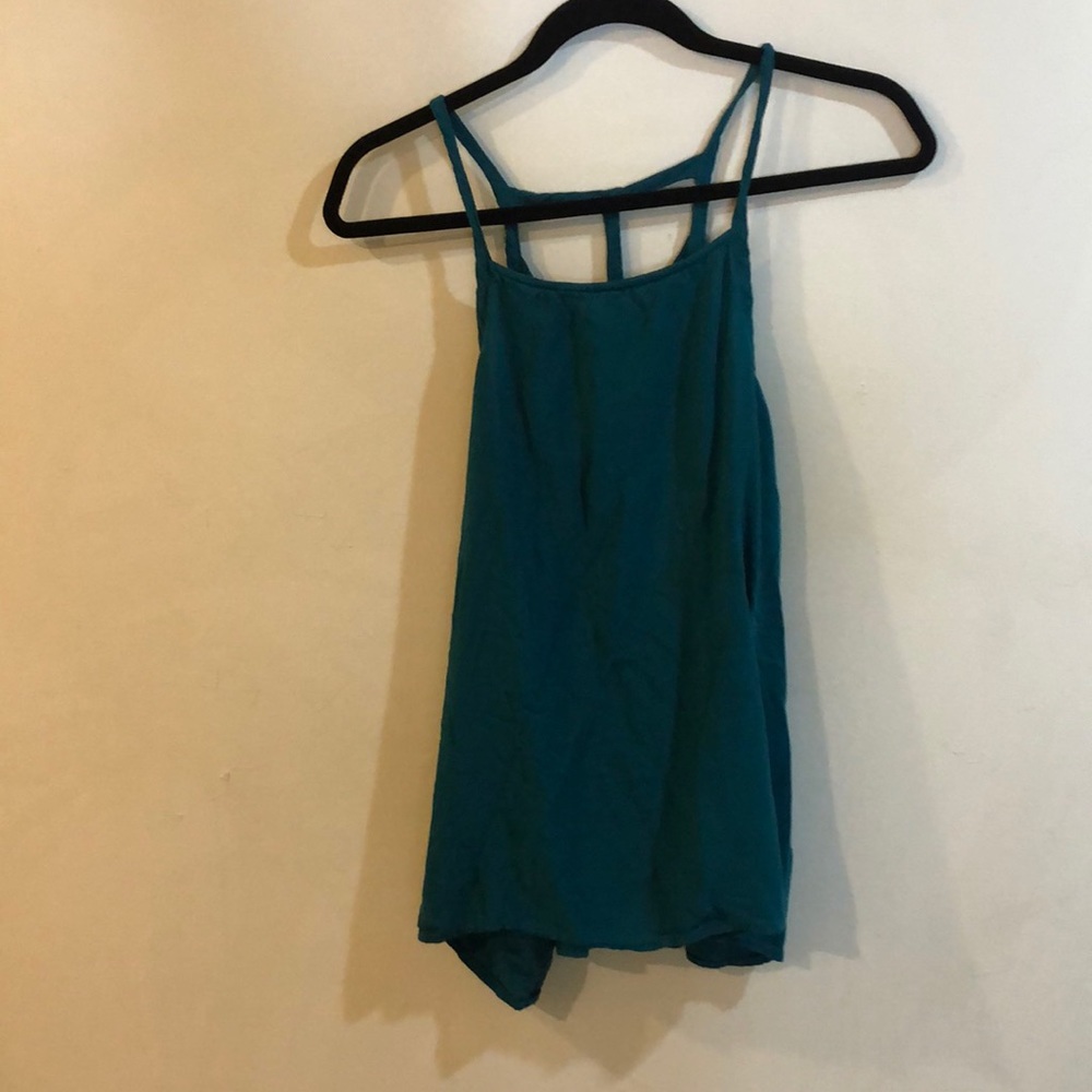 Green pretty tank top
